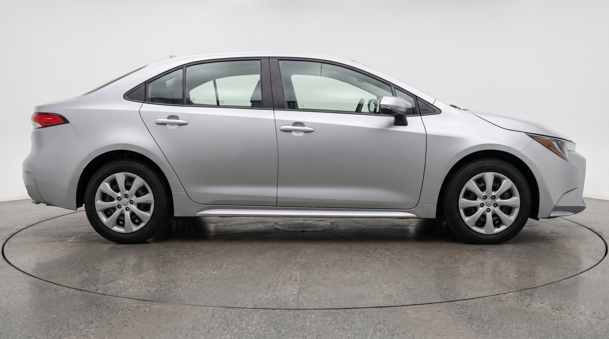 Thumbnail: 2025 Toyota Corolla - 11