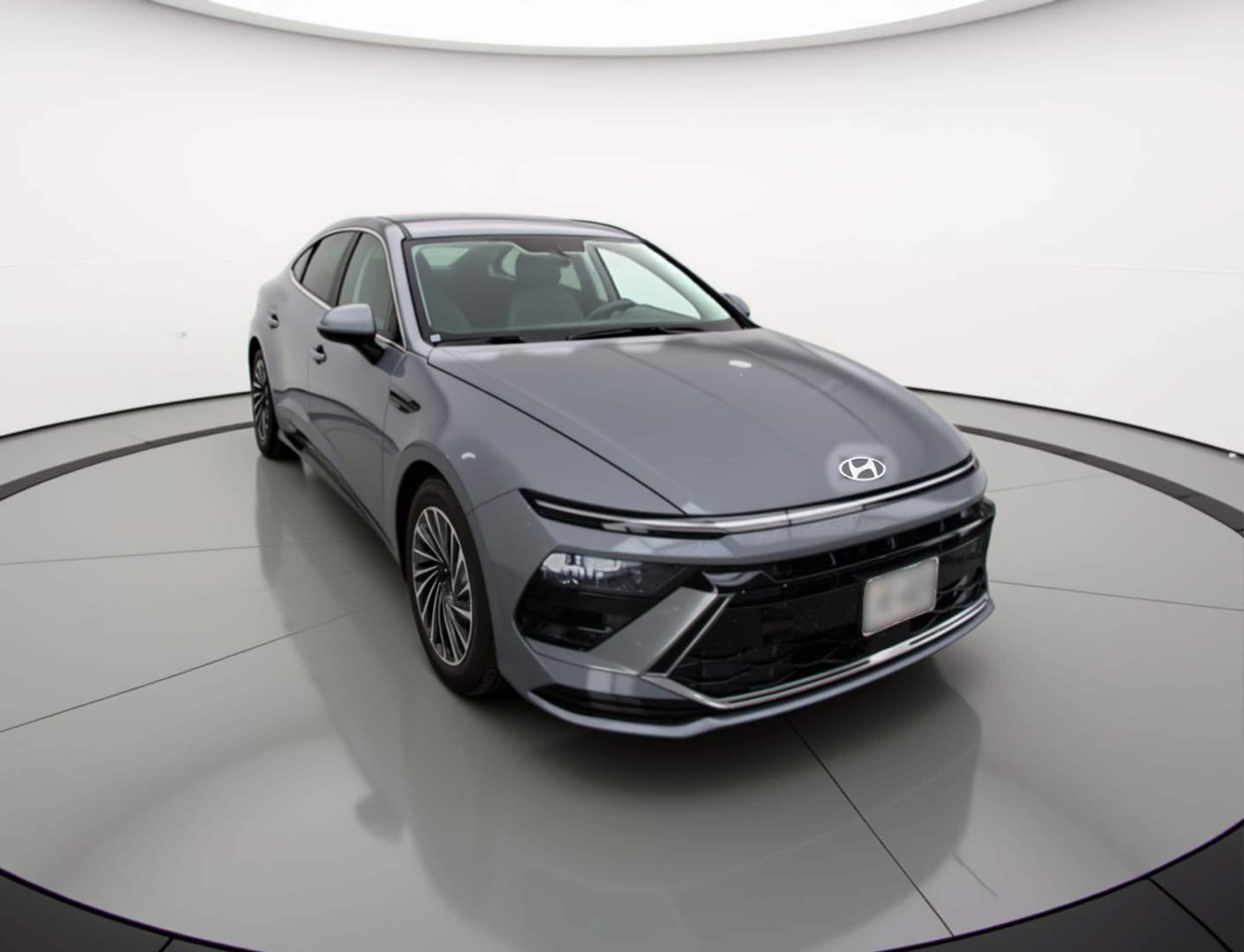 Thumbnail: 2025 Hyundai Sonata - 1