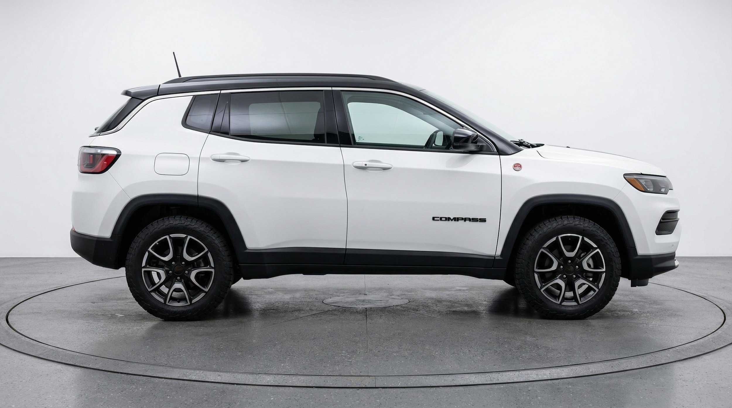 Thumbnail: 2025 Jeep Compass - 8