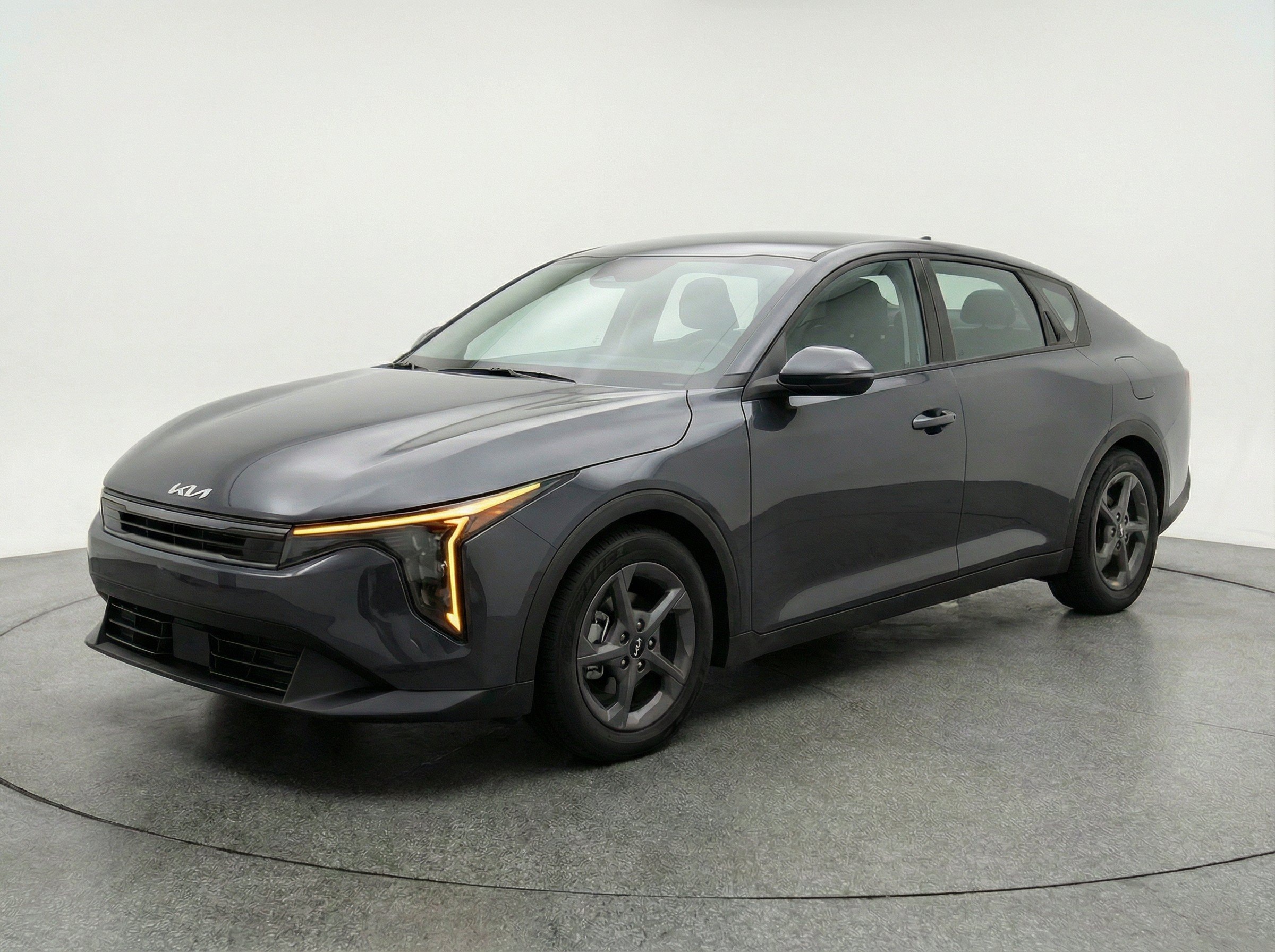 Thumbnail: 2025 Kia K4 - 3