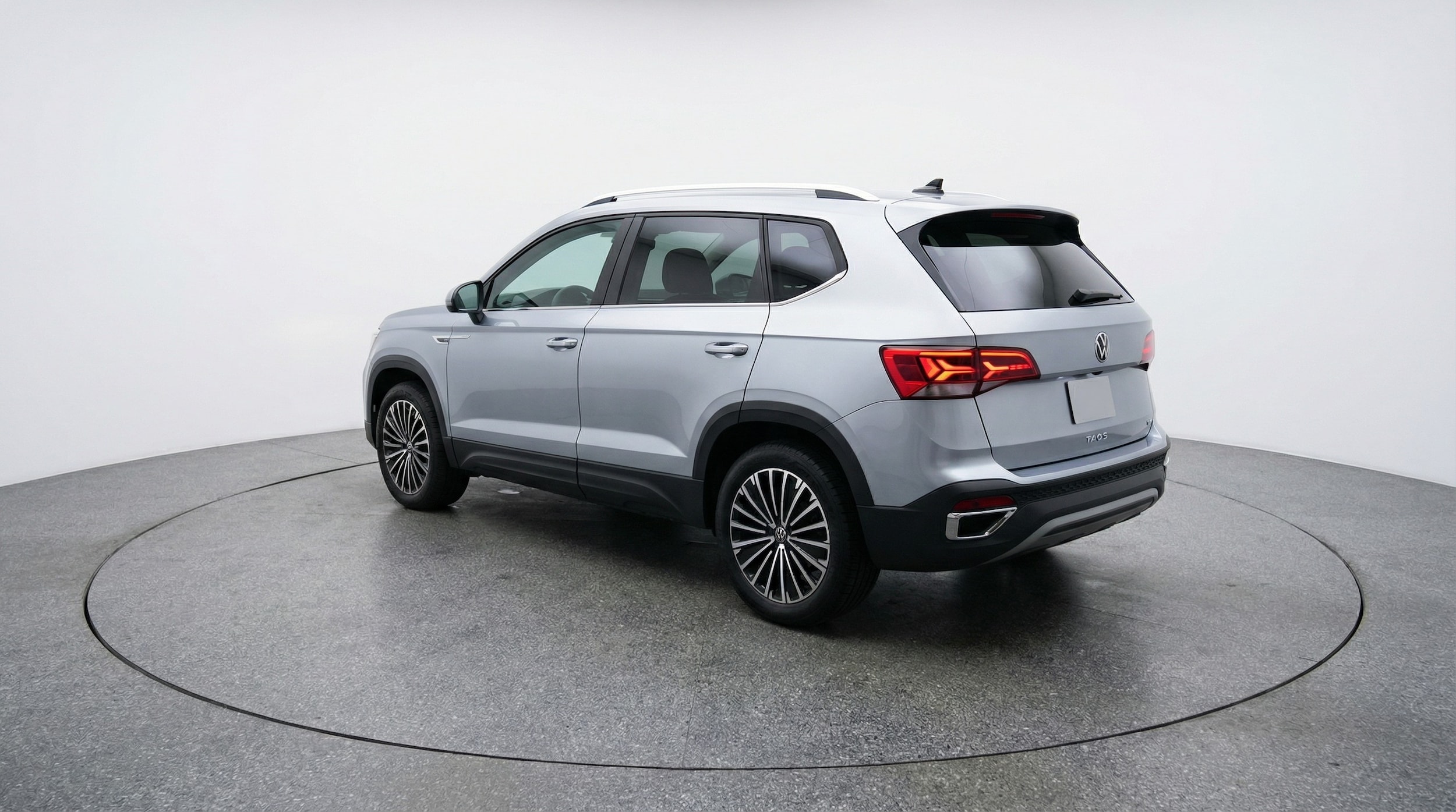 Thumbnail: 2025 Volkswagen Taos - 5