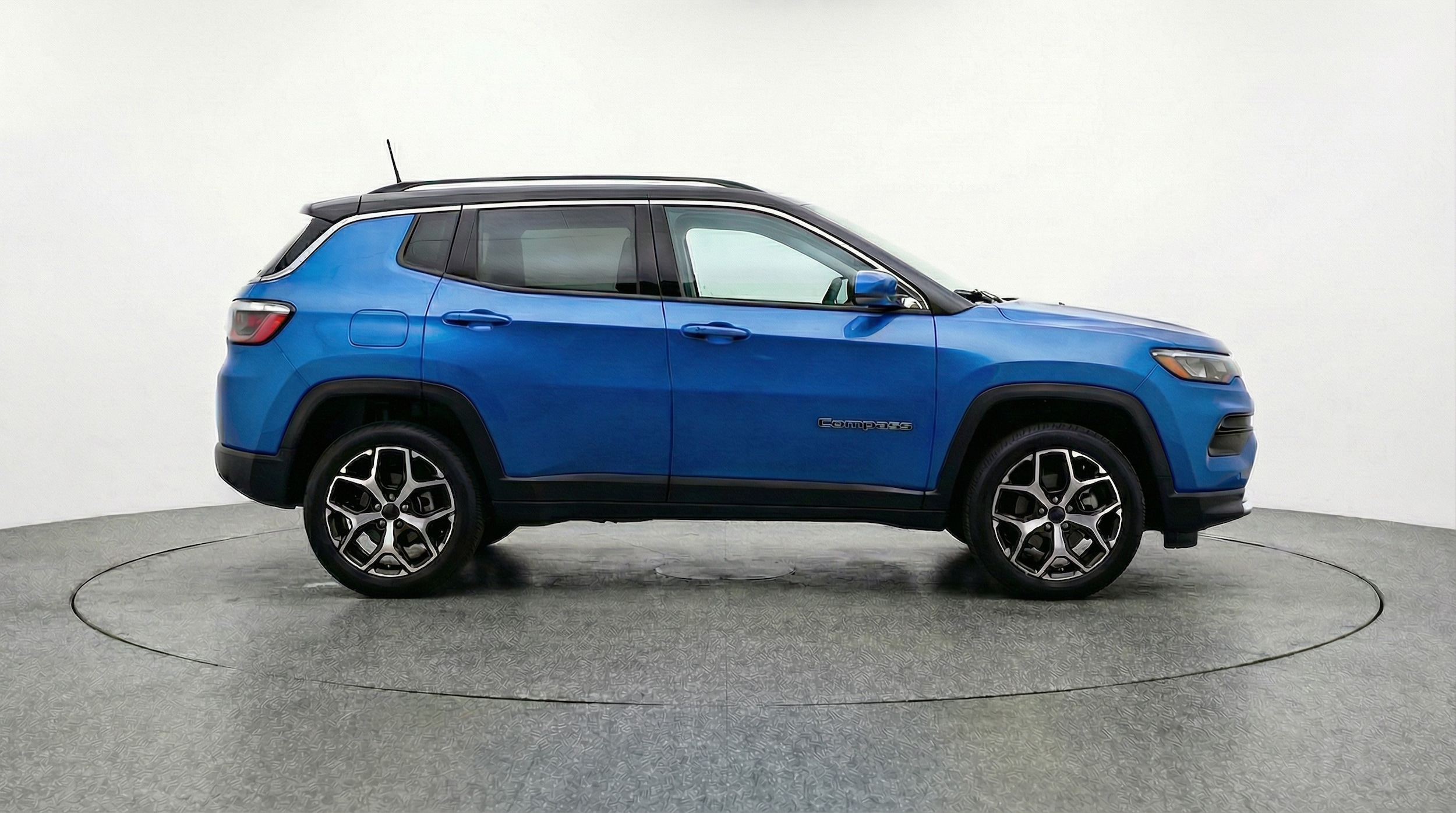 Thumbnail: 2025 Jeep Compass - 8