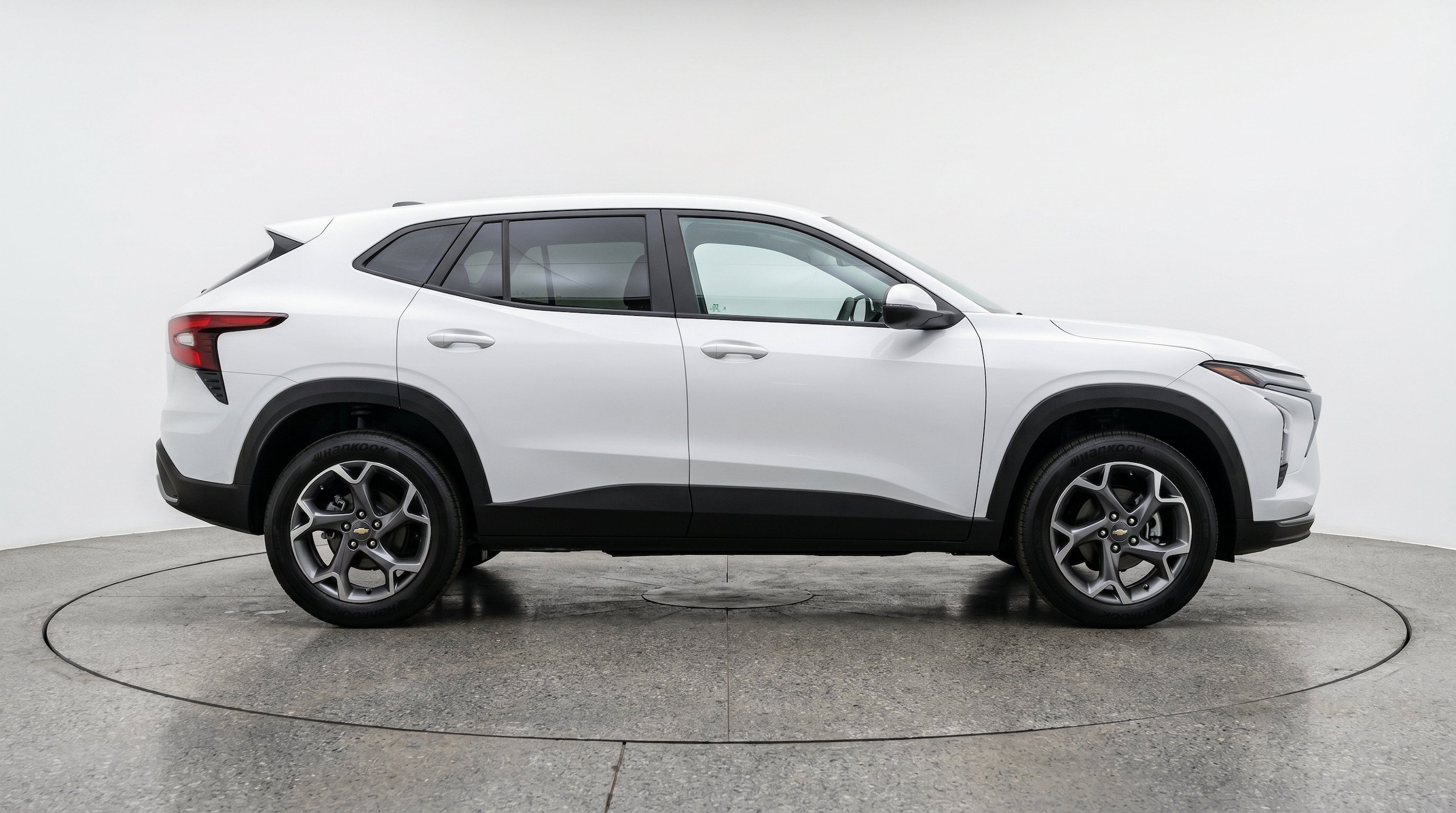 Thumbnail: 2025 Chevrolet Trax - 11