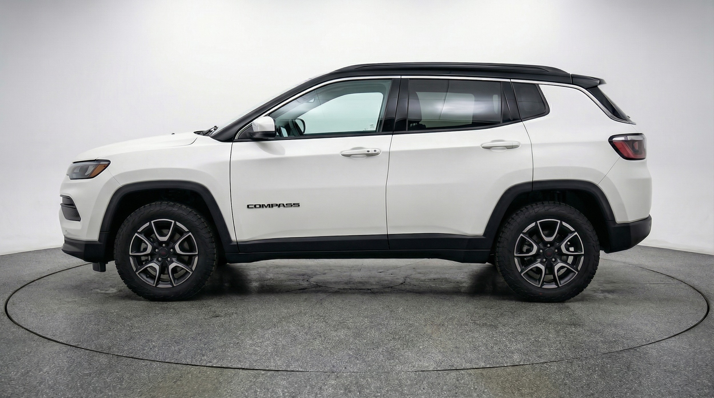 Thumbnail: 2025 Jeep Compass - 4
