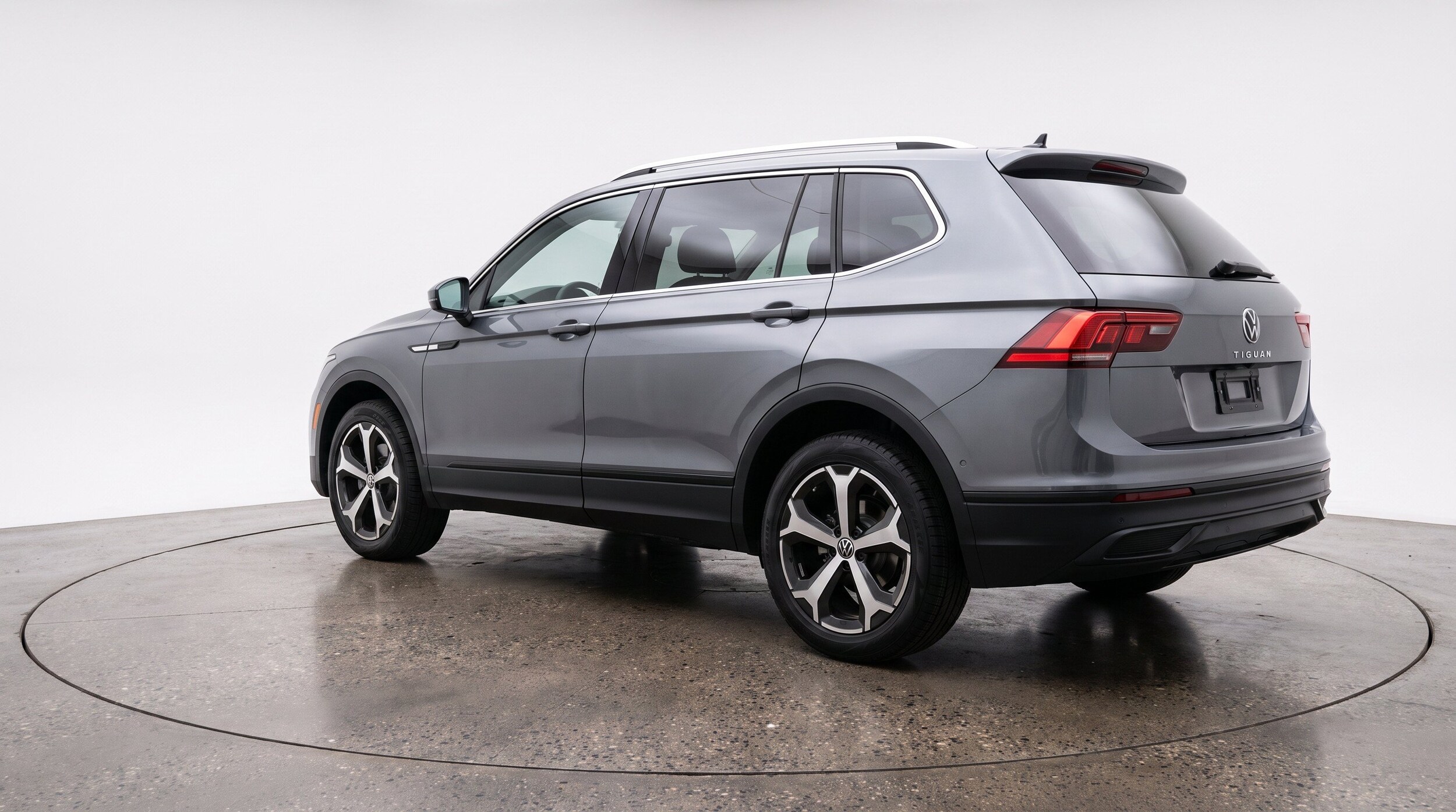 Thumbnail: 2026 Volkswagen Tiguan - 6