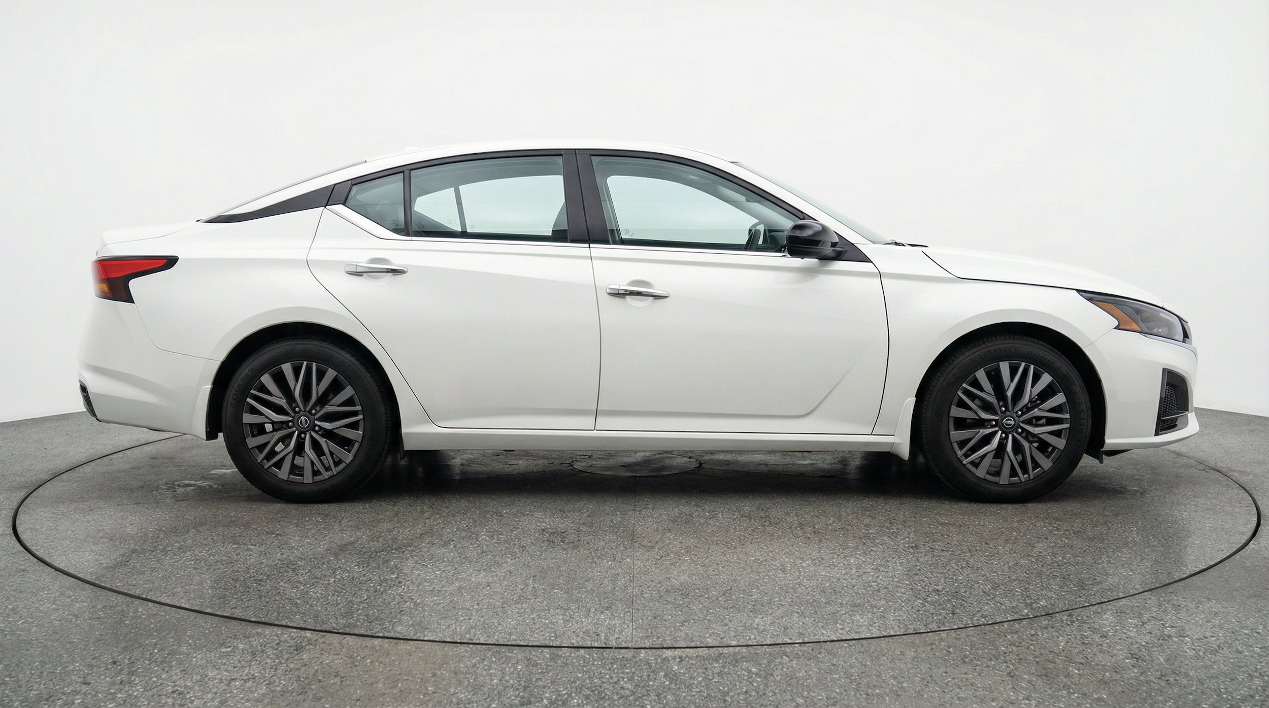 Thumbnail: 2025 Nissan Altima - 11