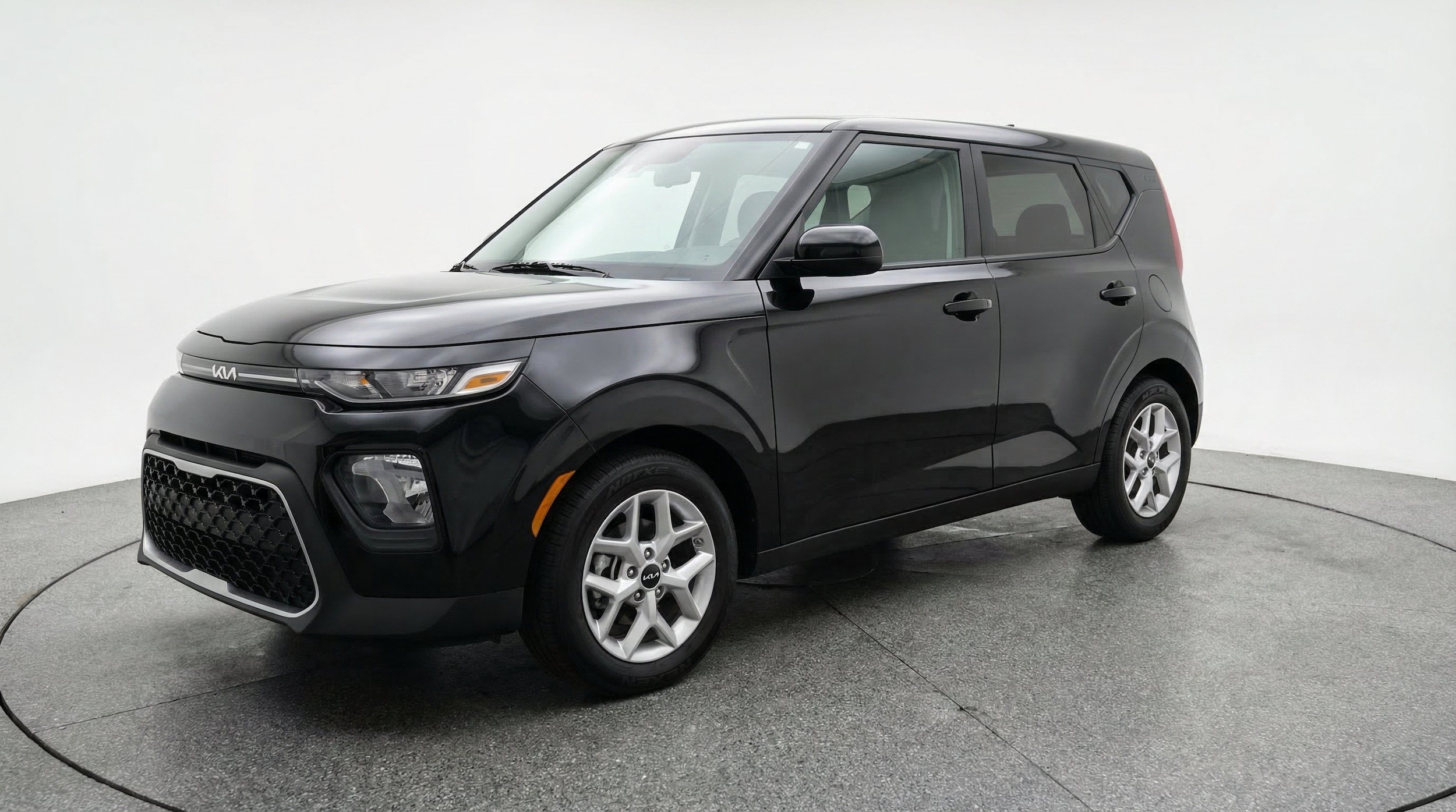 Thumbnail: 2025 Kia Soul - 3