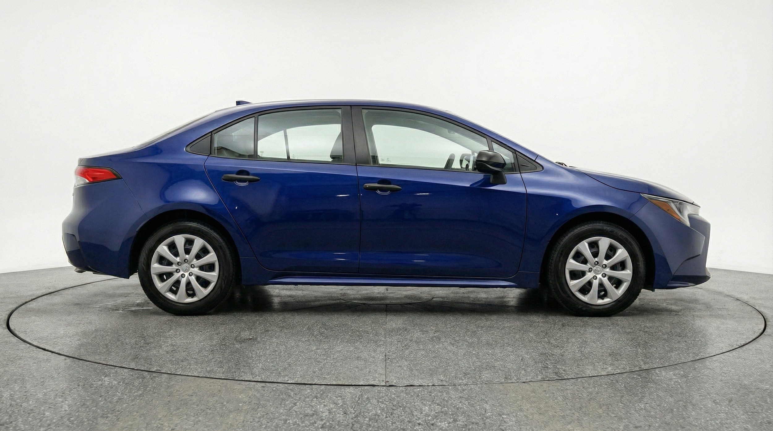 Thumbnail: 2025 Toyota Corolla - 10