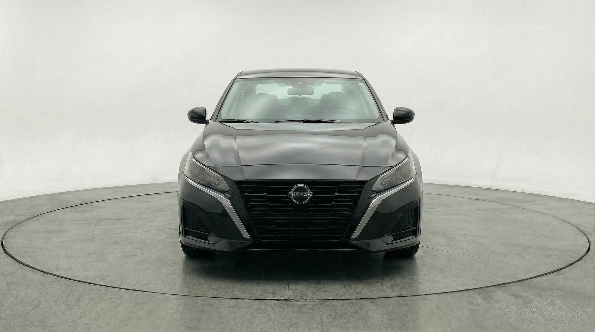 Thumbnail: 2025 Nissan Altima - 2