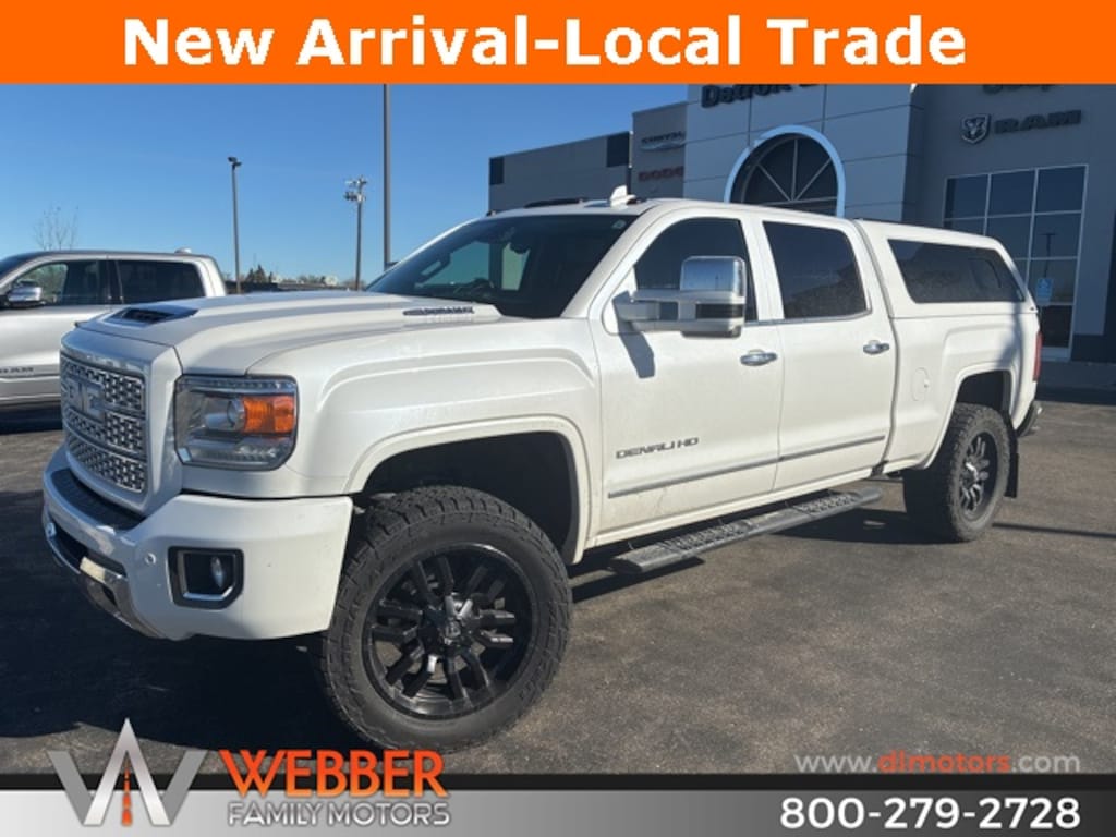 Used 2019 GMC Sierra 2500HD Denali Truck Crew Cab