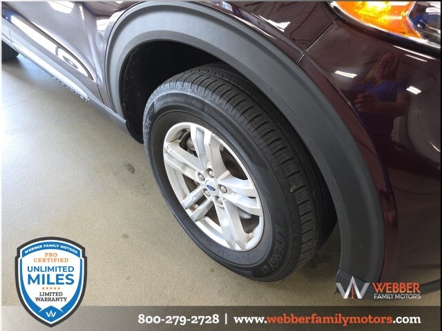 2023 Ford Explorer XLT photo 2