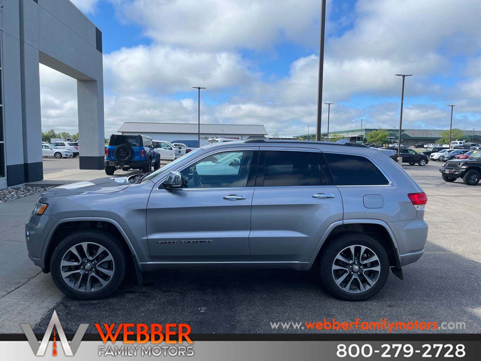 2018 Jeep Grand Cherokee Overland 4WD's photo