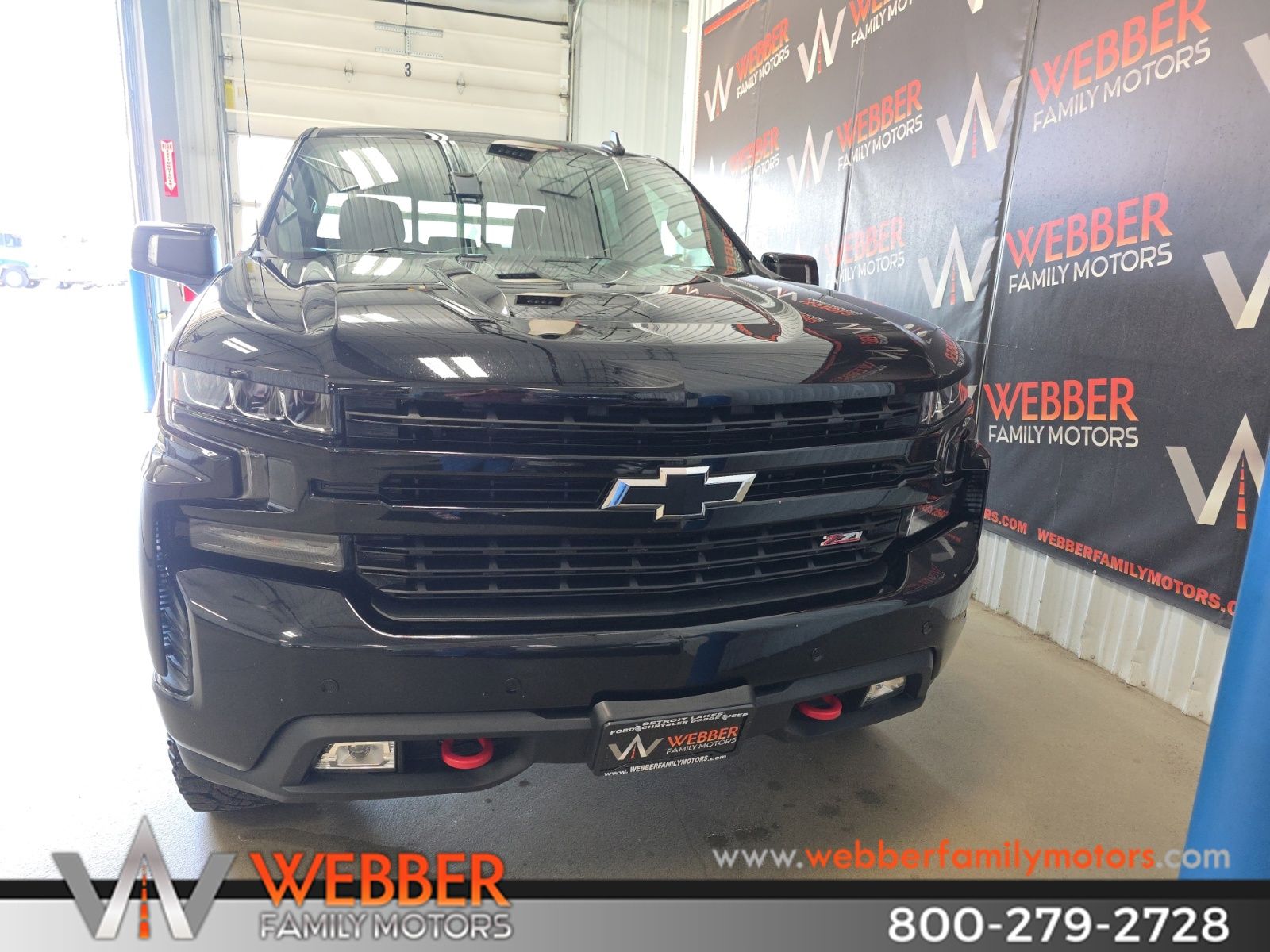 Used 2019 Chevrolet Silverado 1500 LT Trail Boss with VIN 1GCPYFED6KZ355033 for sale in Detroit Lakes, Minnesota
