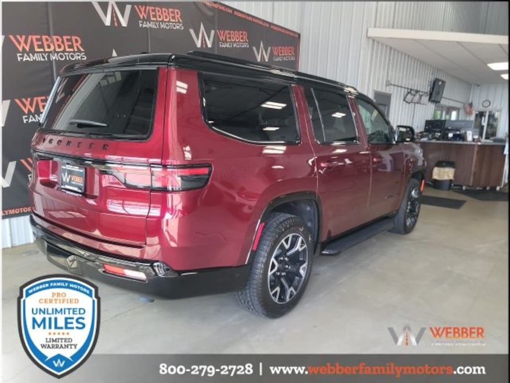 New 2025 Jeep Wagoneer OVERLAND 4X4 Sport Utility