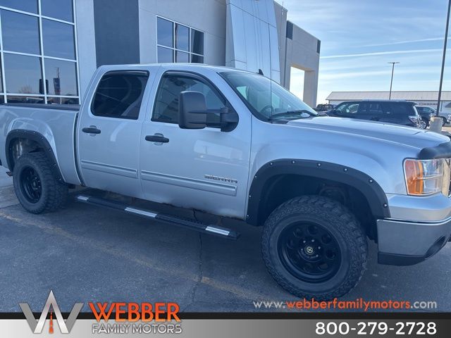 Used 2011 GMC Sierra 1500 SLE with VIN 3GTP2VE32BG312442 for sale in Detroit Lakes, Minnesota