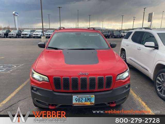 Used 2019 Jeep Cherokee Trailhawk with VIN 1C4PJMBX8KD421778 for sale in Detroit Lakes, Minnesota