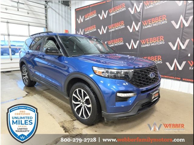 2022 Ford Explorer ST-LINE's photo