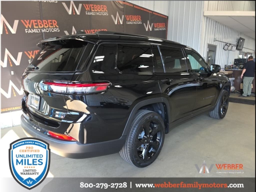 New 2025 Jeep Grand Cherokee L LIMITED 4X4 Sport Utility