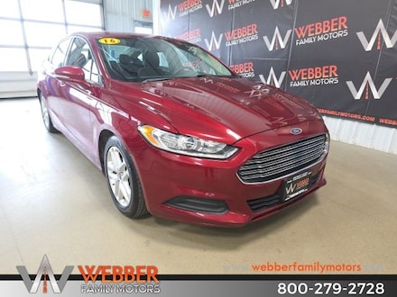 Used 2016 Ford Fusion SE Sedan for Sale near Fargo, ND