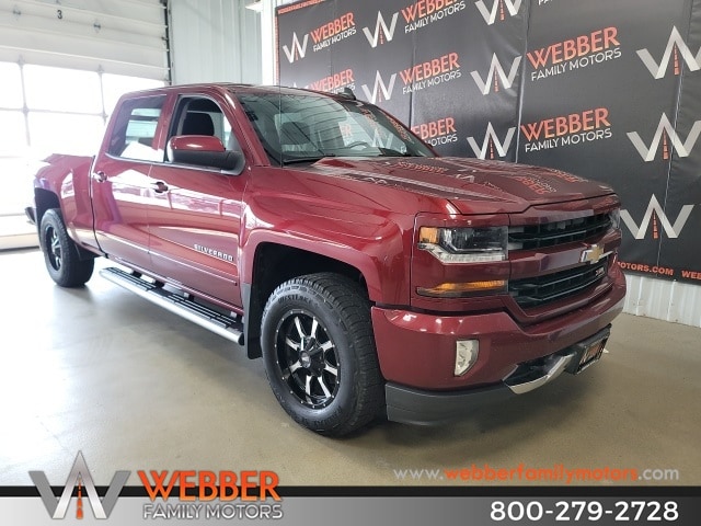 Used 2016 Chevrolet Silverado 1500 LT with VIN 3GCUKREC9GG199980 for sale in Detroit Lakes, Minnesota