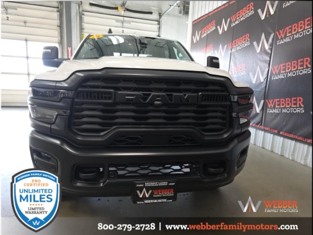 New 2026 Ram 2500 WARLOCK CREW CAB 4X4 6'4 BOX Pickup