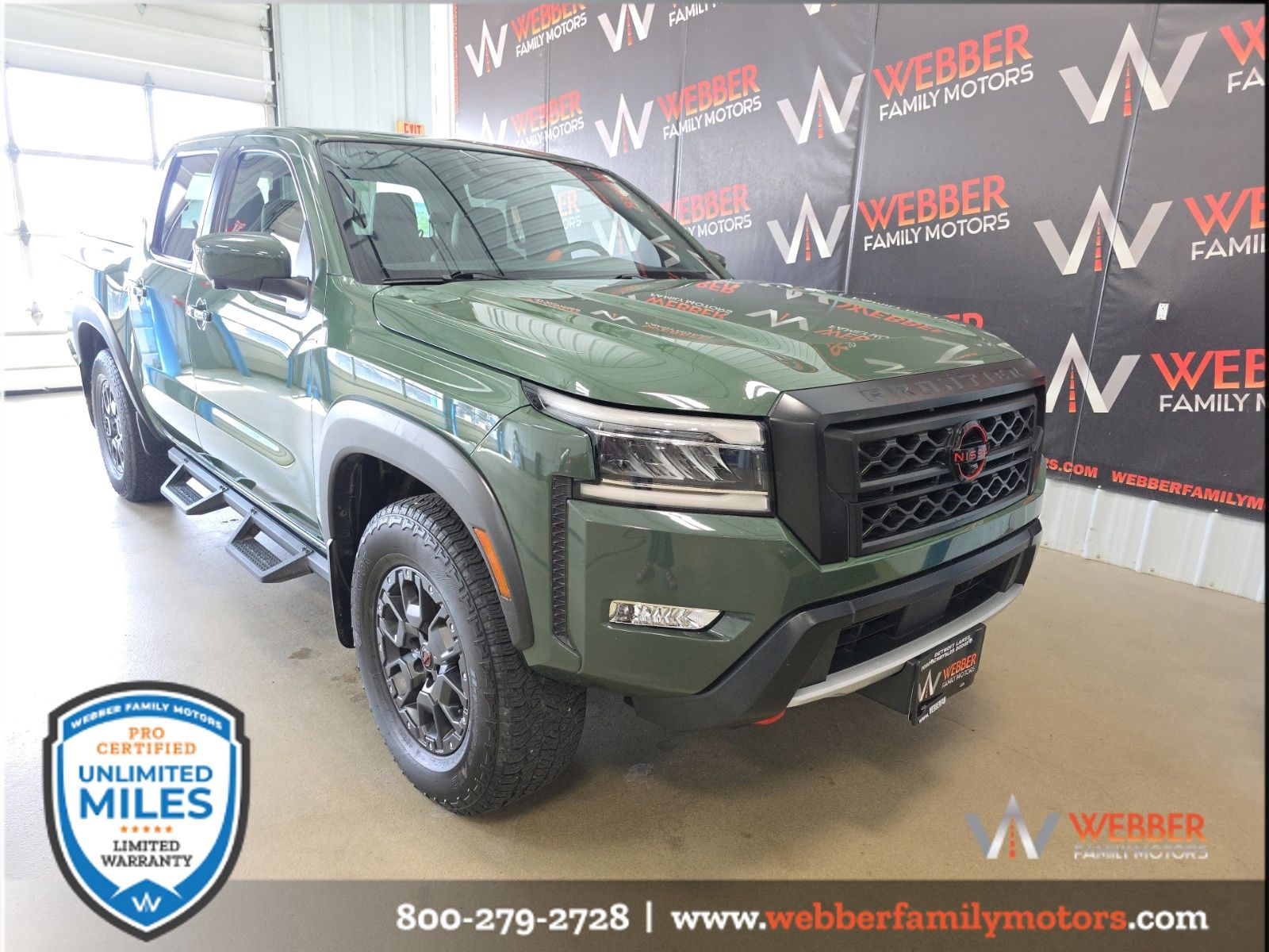 2023 Nissan Frontier PRO-4X Crew Cab 4X4's photo