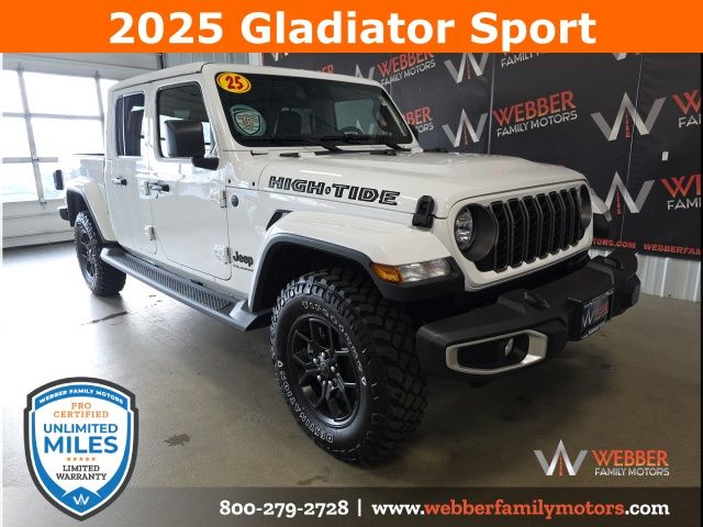2025 Jeep Gladiator High Tide's photo