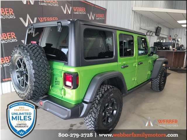 2025 Jeep Wrangler 4-Door Willys - Photo 8