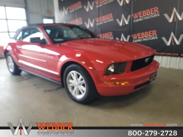 Used 2007 Ford Mustang Premium with VIN 1ZVFT84N475344818 for sale in Detroit Lakes, Minnesota