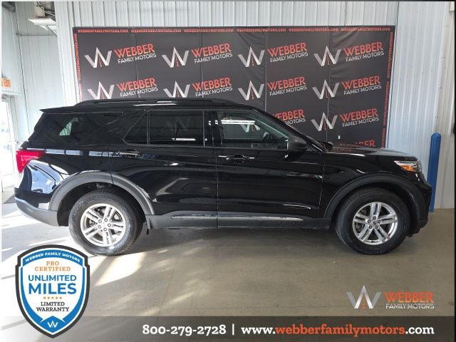 2023 Ford Explorer XLT's photo