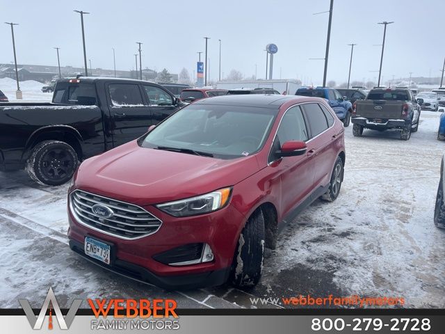 2020 Ford Edge Titanium's photo