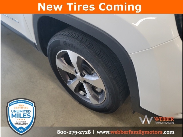 Used 2022 Jeep Cherokee Limited with VIN 1C4PJMDX1ND530830 for sale in Detroit Lakes, Minnesota