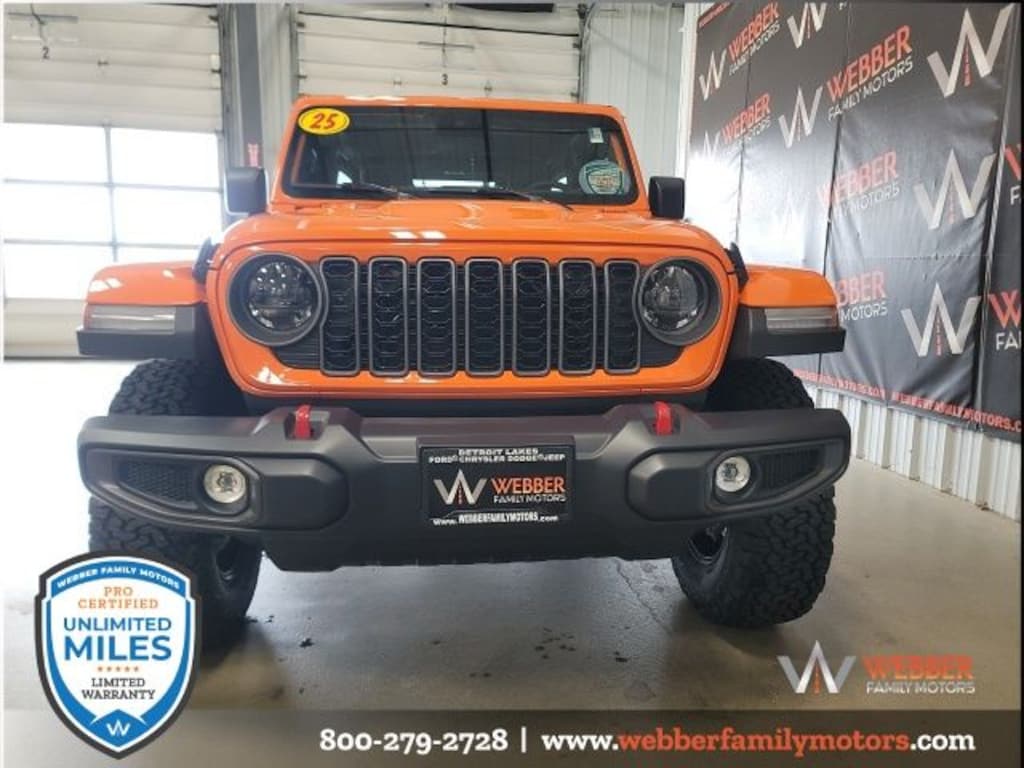 New 2025 Jeep Wrangler 4-DOOR RUBICON Sport Utility