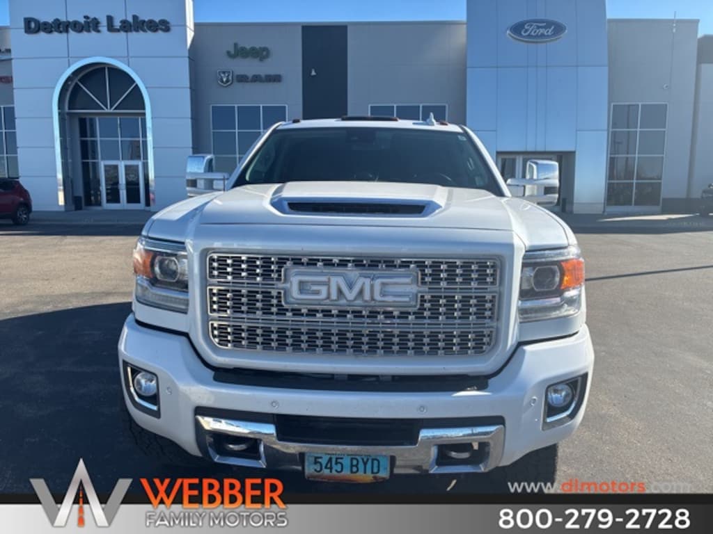 Used 2019 GMC Sierra 2500HD Denali Truck Crew Cab