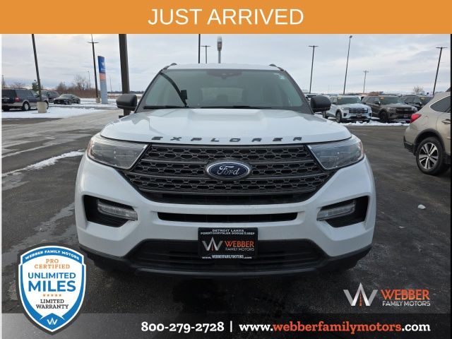 2021 Ford Explorer XLT photo 2