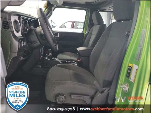2025 Jeep Wrangler 4-Door Willys - Photo 12