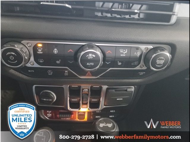 2025 Jeep Wrangler 4-Door Willys - Photo 25