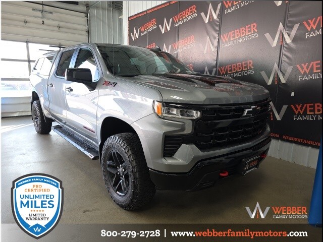 2023 Chevrolet Silverado 1500 LT Trail Boss photo 2