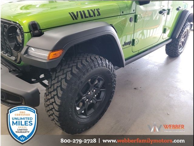 2025 Jeep Wrangler 4-Door Willys - Photo 11