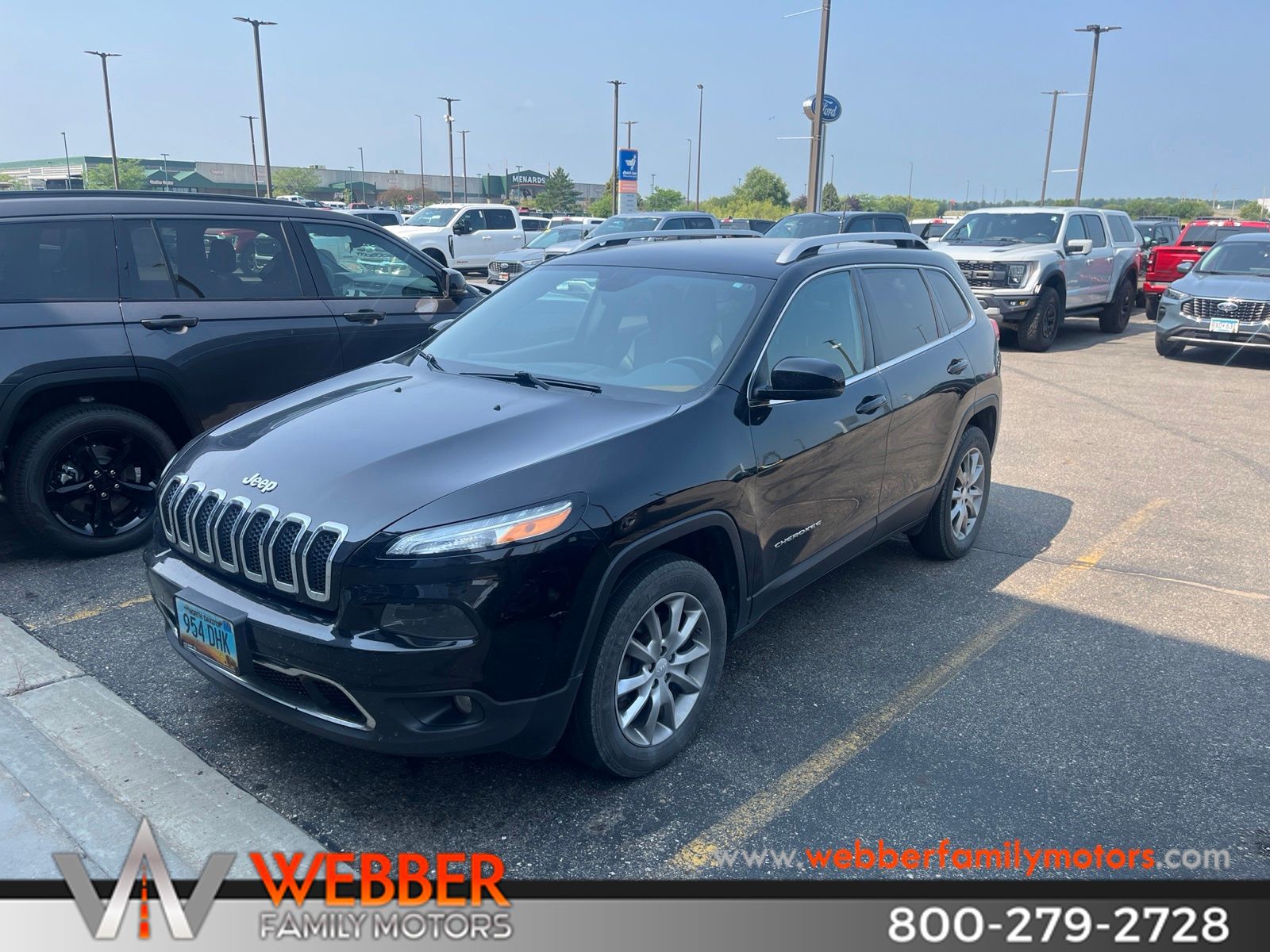 Used 2018 Jeep Cherokee Limited with VIN 1C4PJMDB8JD506233 for sale in Detroit Lakes, Minnesota