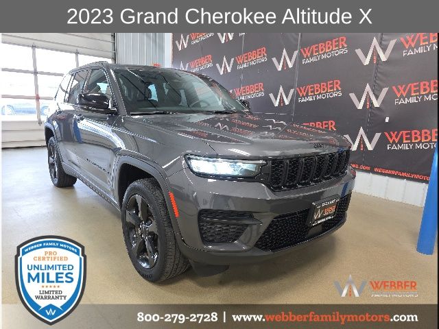 2023 Jeep Grand Cherokee Altitude X 4x4's photo
