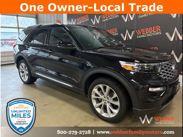 2021 Ford Explorer Platinum's photo