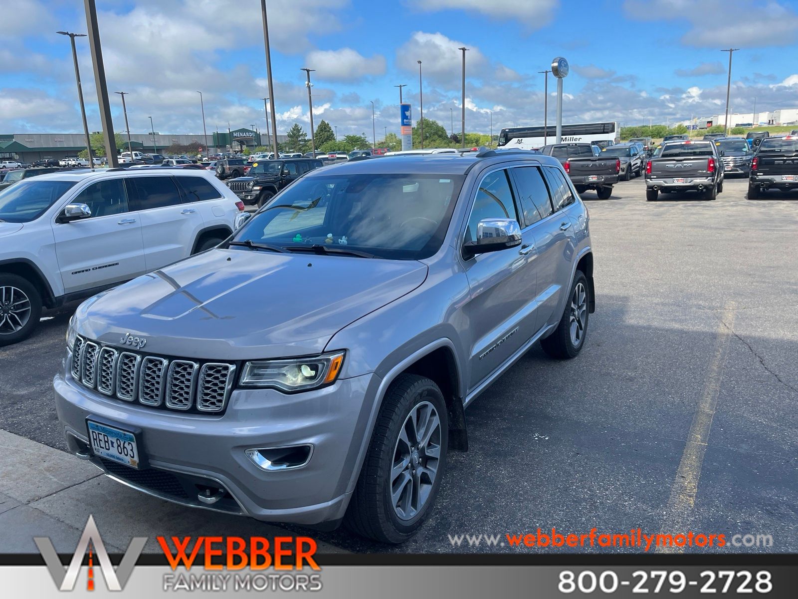 Used 2018 Jeep Grand Cherokee Overland with VIN 1C4RJFCG7JC373262 for sale in Detroit Lakes, Minnesota