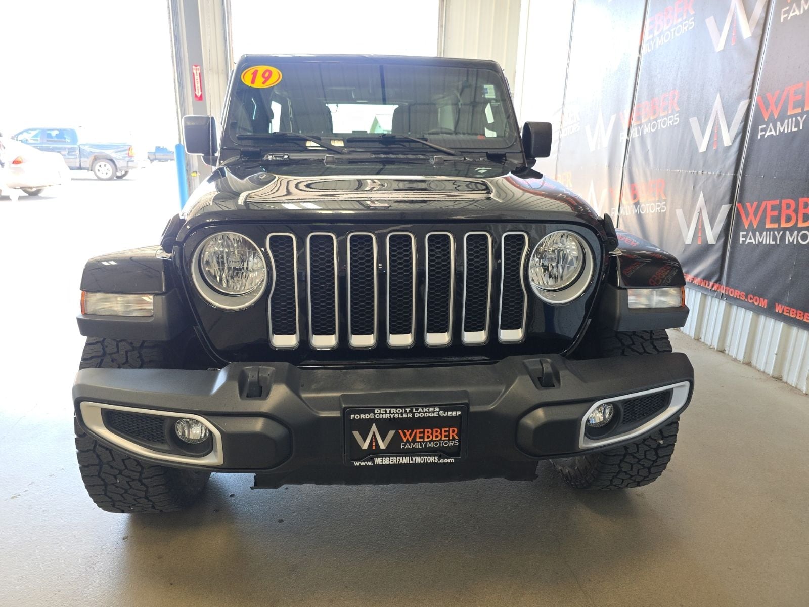 Used 2019 Jeep Wrangler Unlimited Sahara with VIN 1C4HJXEG5KW684624 for sale in Detroit Lakes, Minnesota