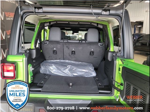 2025 Jeep Wrangler 4-Door Willys - Photo 17