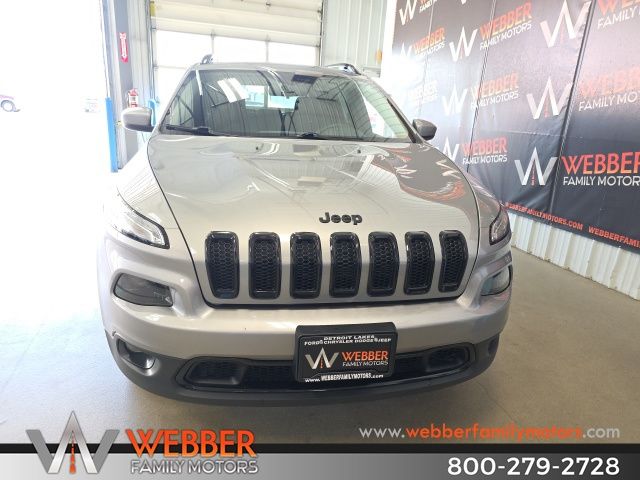 Used 2016 Jeep Cherokee Altitude with VIN 1C4PJMCS3GW235578 for sale in Detroit Lakes, Minnesota