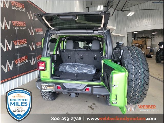 2025 Jeep Wrangler 4-Door Willys - Photo 16