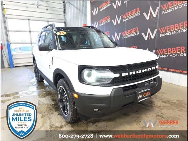 2025 Ford Bronco Sport Outer Banks's photo