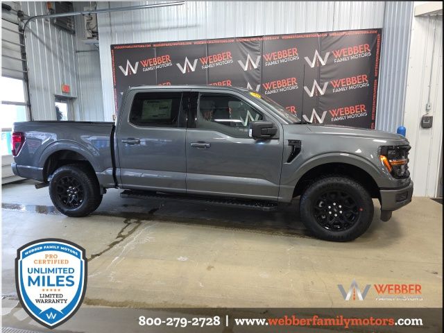 2025 Ford F-150 XLT photo 4