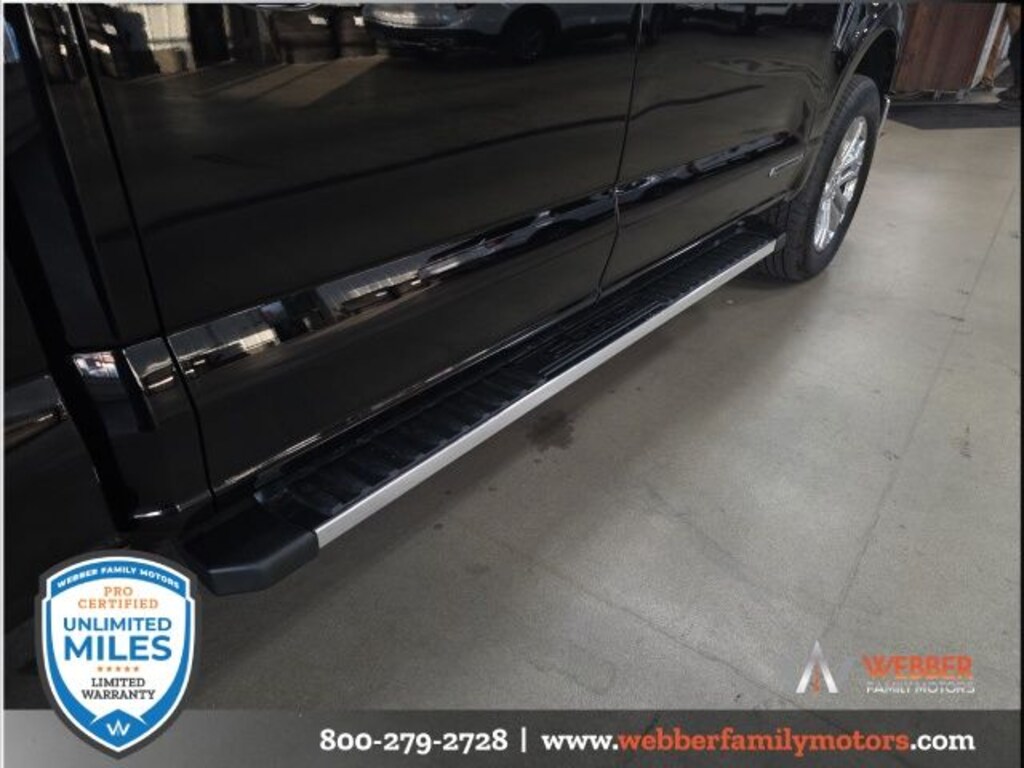 New 2025 Ford F-150 Lariat TRUCK